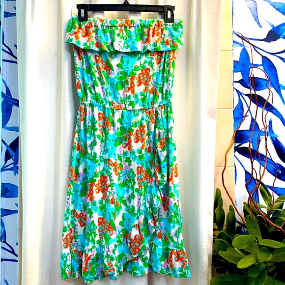 Lilly Pulitzer Dresses & Skirts - Lilly Pulitzer Floral Rayon Strapless Mini Dress S